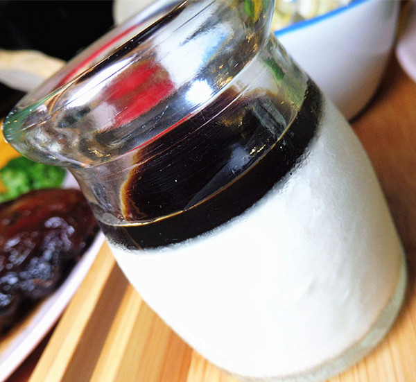 O.L.O CAFE：「台北松山」【O.L.O CAFÉ】亞洲唯一HOTELS.COM聯名主題咖啡館！處處都可見到萌萌可愛的禮賓大使身影，舒適自在的用餐環境，享受一期一會新鮮直送食材的美味餐點，寧靜的品味生活中令人微笑的幸福時刻！ ＃松山下午茶 ＃輕食咖啡 ＃Hotels.com聯名