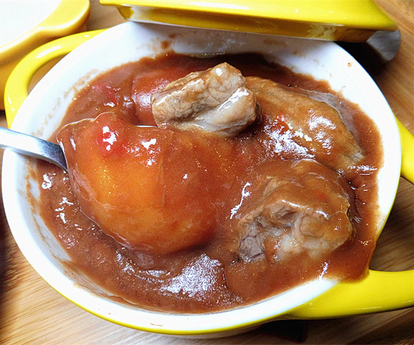 O.L.O CAFE：「台北松山」【O.L.O CAFÉ】亞洲唯一HOTELS.COM聯名主題咖啡館！處處都可見到萌萌可愛的禮賓大使身影，舒適自在的用餐環境，享受一期一會新鮮直送食材的美味餐點，寧靜的品味生活中令人微笑的幸福時刻！ ＃松山下午茶 ＃輕食咖啡 ＃Hotels.com聯名