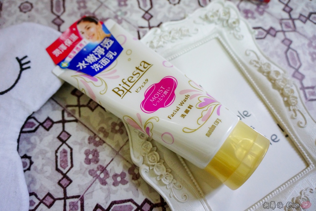 超濃密泡泡洗淨很有感 保濕不緊繃！日本Bifesta碧菲絲特水嫩淨透洗面乳4.jpg