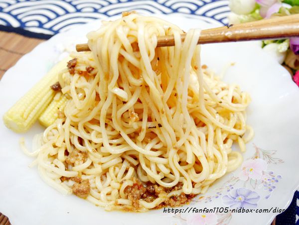 團購即食麵【小麵館】乾拌麵 #快煮料理 #平價乾拌麵 #懶人料理 #消夜 (30).JPG