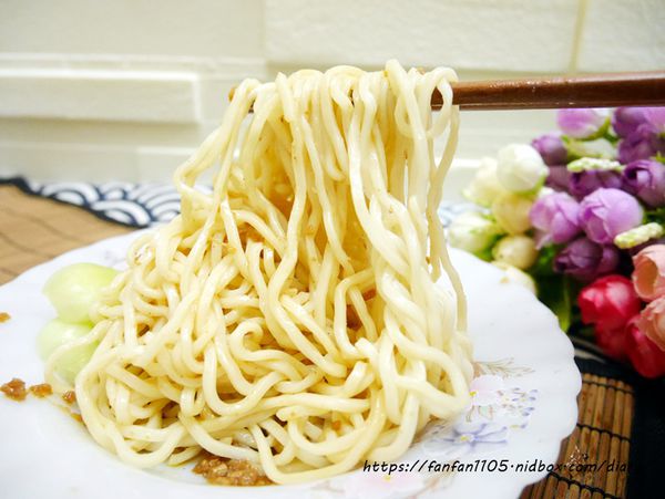 團購即食麵【小麵館】乾拌麵 #快煮料理 #平價乾拌麵 #懶人料理 #消夜 (27).JPG