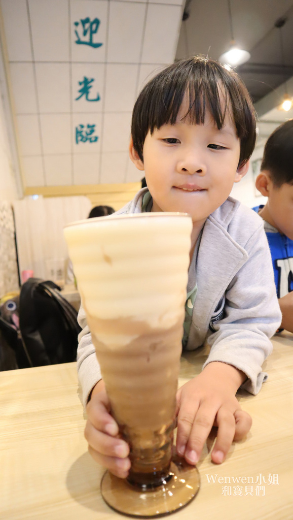 2019.04 寧夏夜市美食 覓果榛品 芋頭牛奶 (3).JPG