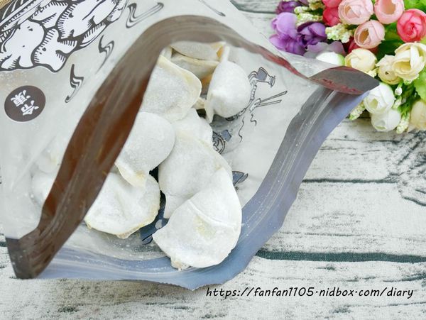 宅配冷凍水餃【小麵館】手工水餃 #高麗菜水餃 #咖哩洋蔥玉米水餃 #韭黃水餃 #溫體豬肉 #手工製作 (7).JPG