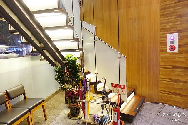 PhotoGrid_1557412875057_mh1557414369120