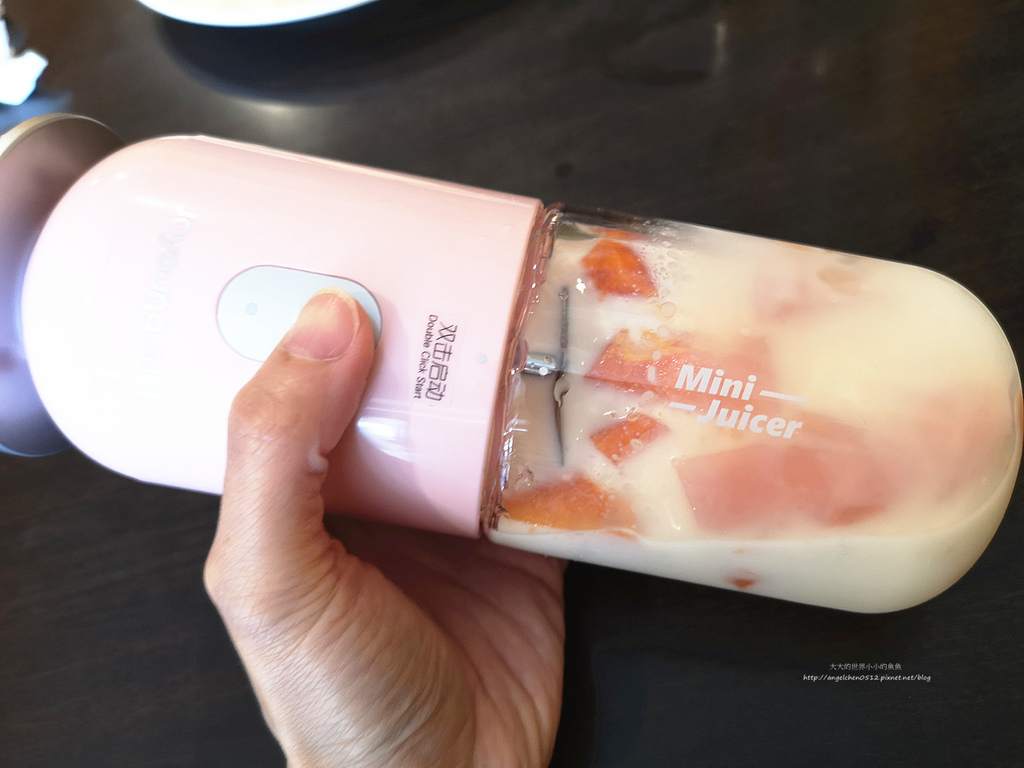 I九陽JYL-C902D 電動隨行果汁機16