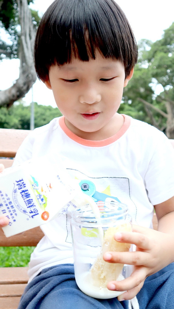 2019.05 九陽JYLC902D 電動隨行果汁機 (14).JPG