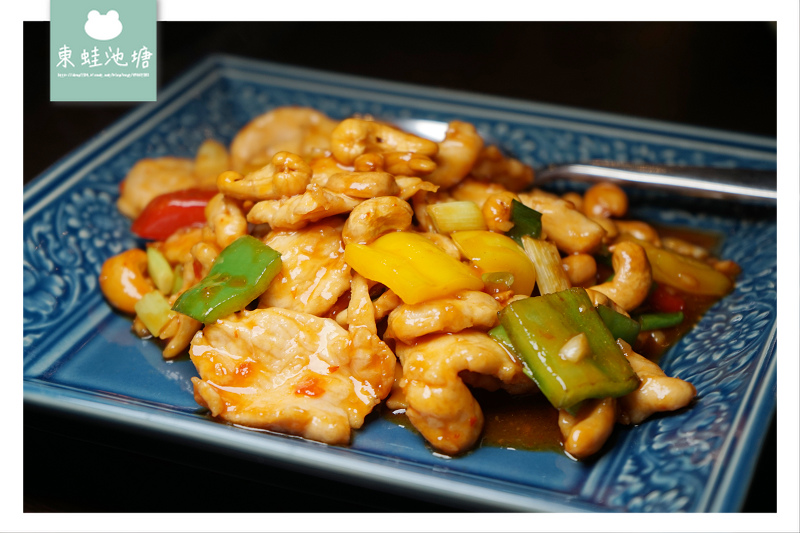 【台中南屯區泰式料理推薦】起源於1995年的泰國菜 自備專屬停車場 泰式傳統服裝體驗 湄南河泰式庭園餐廳