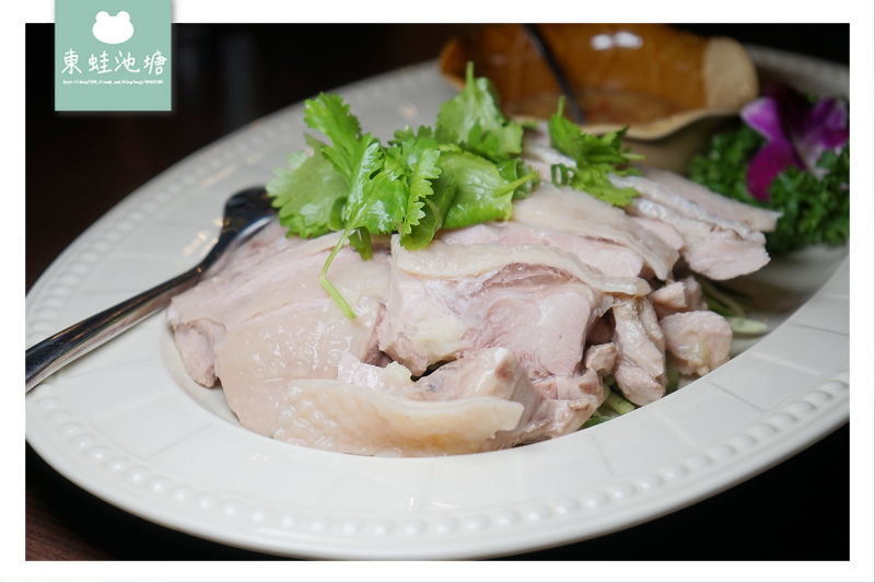 【台中南屯區泰式料理推薦】起源於1995年的泰國菜 自備專屬停車場 泰式傳統服裝體驗 湄南河泰式庭園餐廳