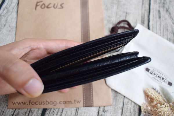 FOCUS義大利原皮男短夾 (10)
