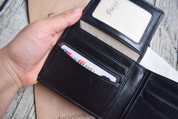 FOCUS義大利原皮男短夾 (14)