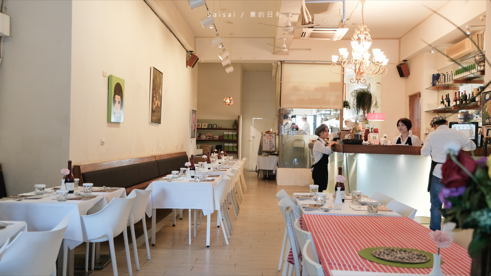 台中西屯牛排 菲菲花園 義式餐廳 聚餐約會 風味美國肋眼牛排 賽的日札-2.png